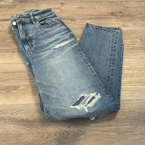 American Eagle Ripped Mom Jeans - Picture 4 of 8